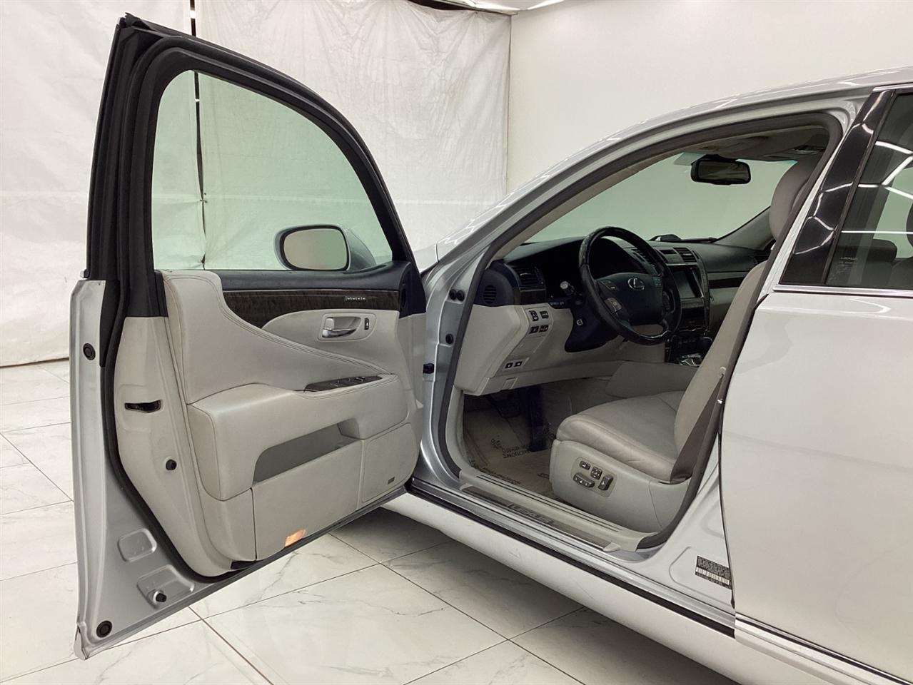 Lexus LS 460 4dr Sdn LWB 2008