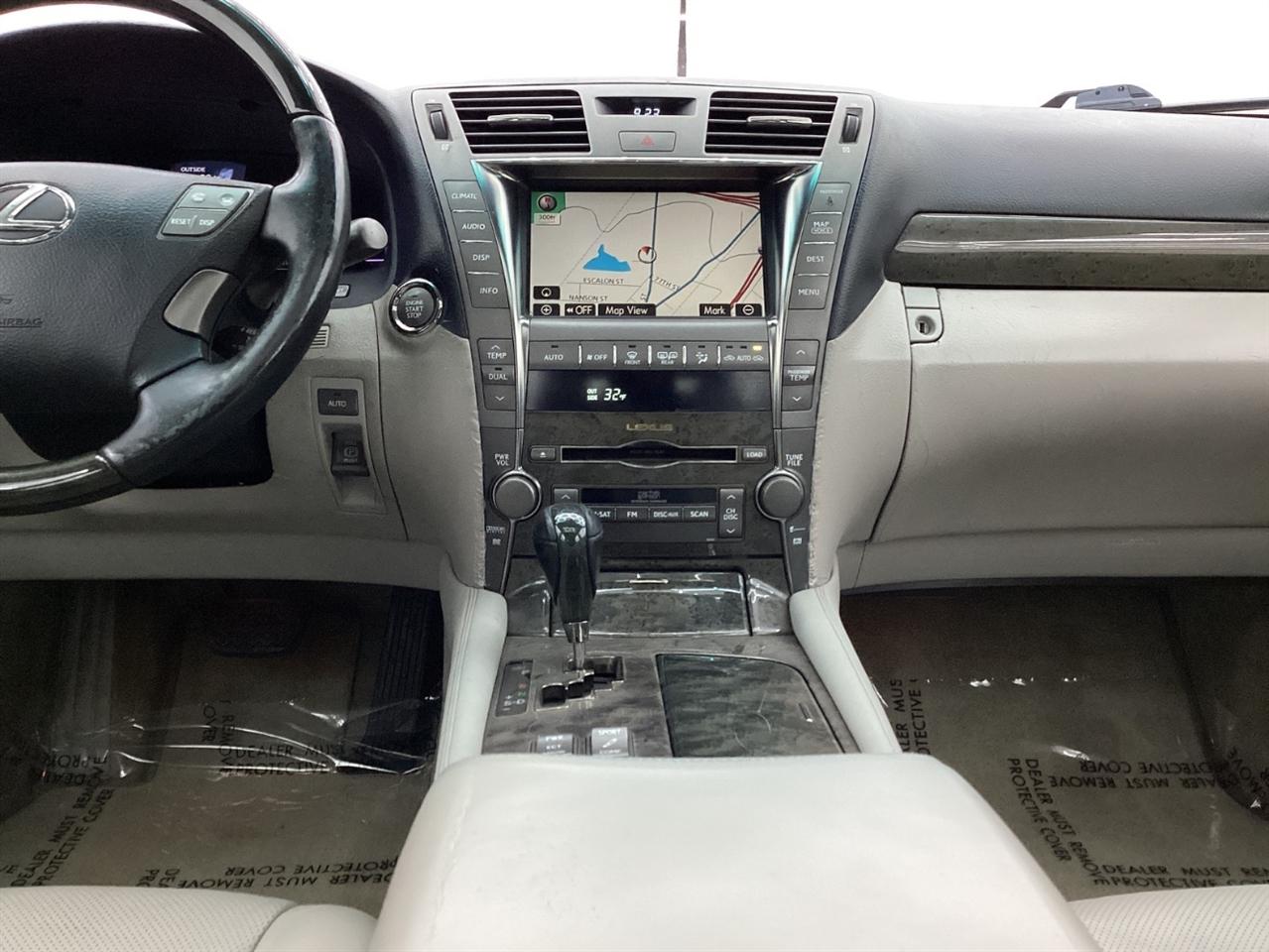 Lexus LS 460 4dr Sdn LWB 2008