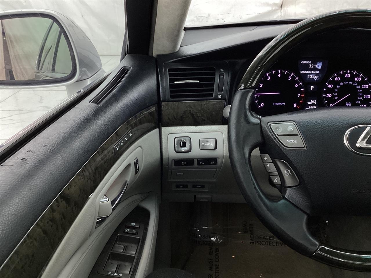 Lexus LS 460 4dr Sdn LWB 2008