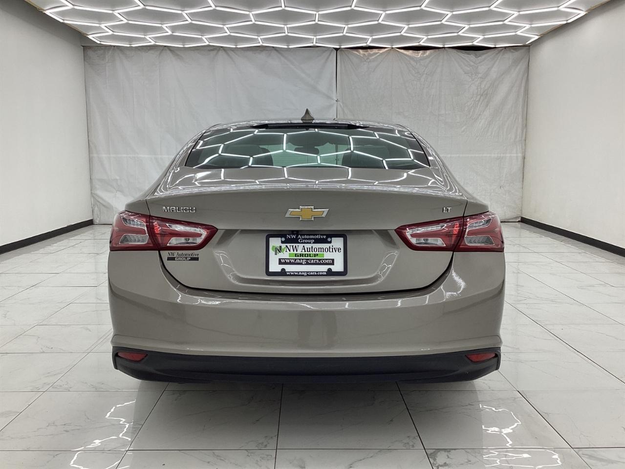 Chevrolet Malibu 4dr Sdn LT 2022