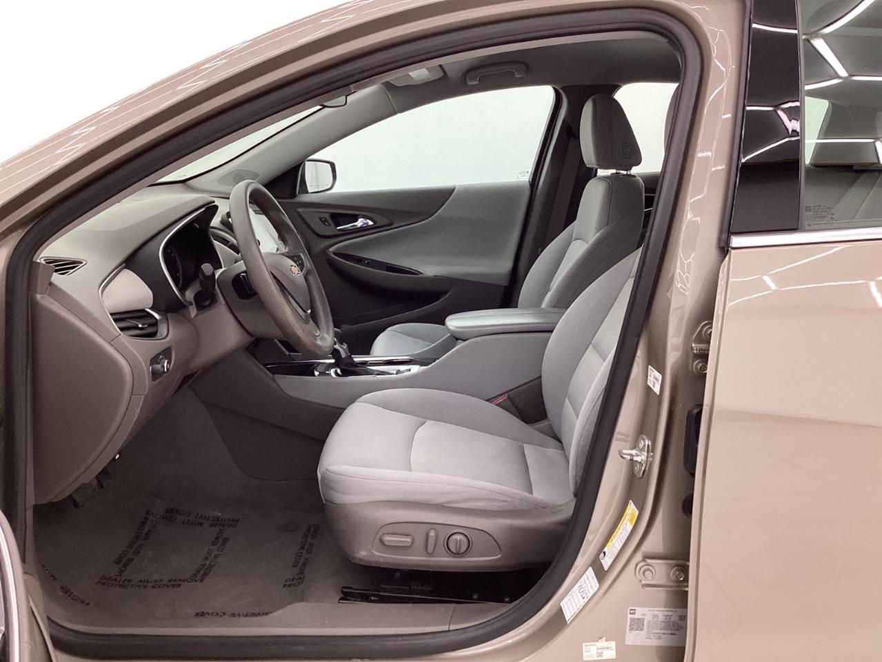 Chevrolet Malibu 4dr Sdn LT 2022