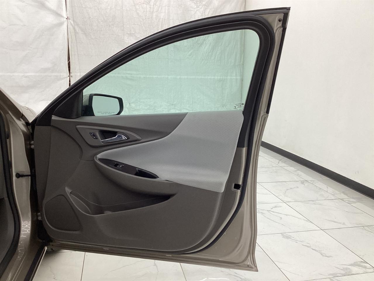 Chevrolet Malibu 4dr Sdn LT 2022