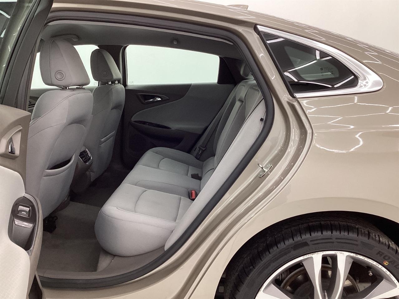 Chevrolet Malibu 4dr Sdn LT 2022