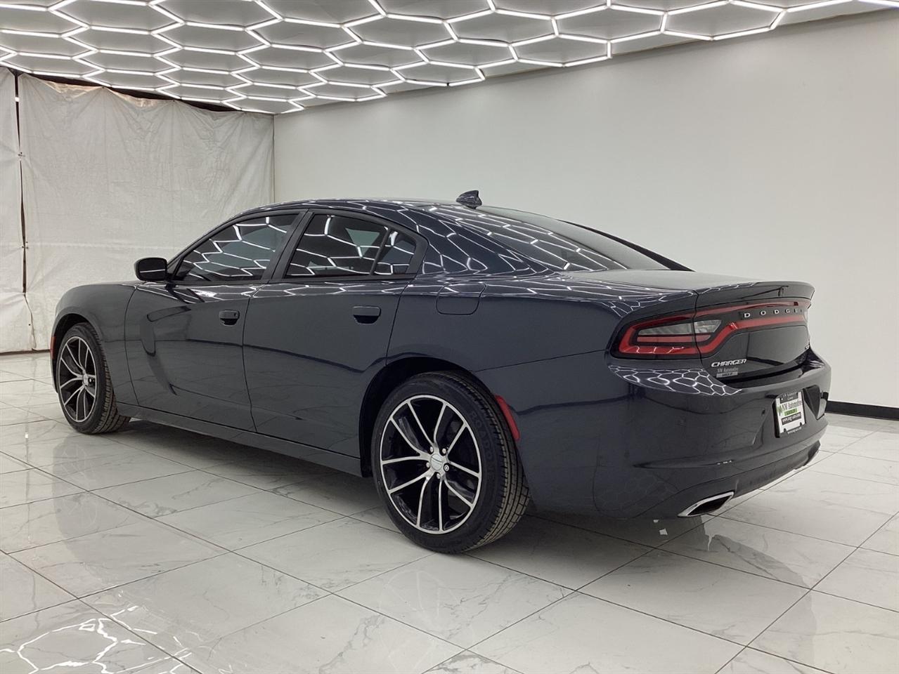 Dodge Charger SXT Plus RWD 2018