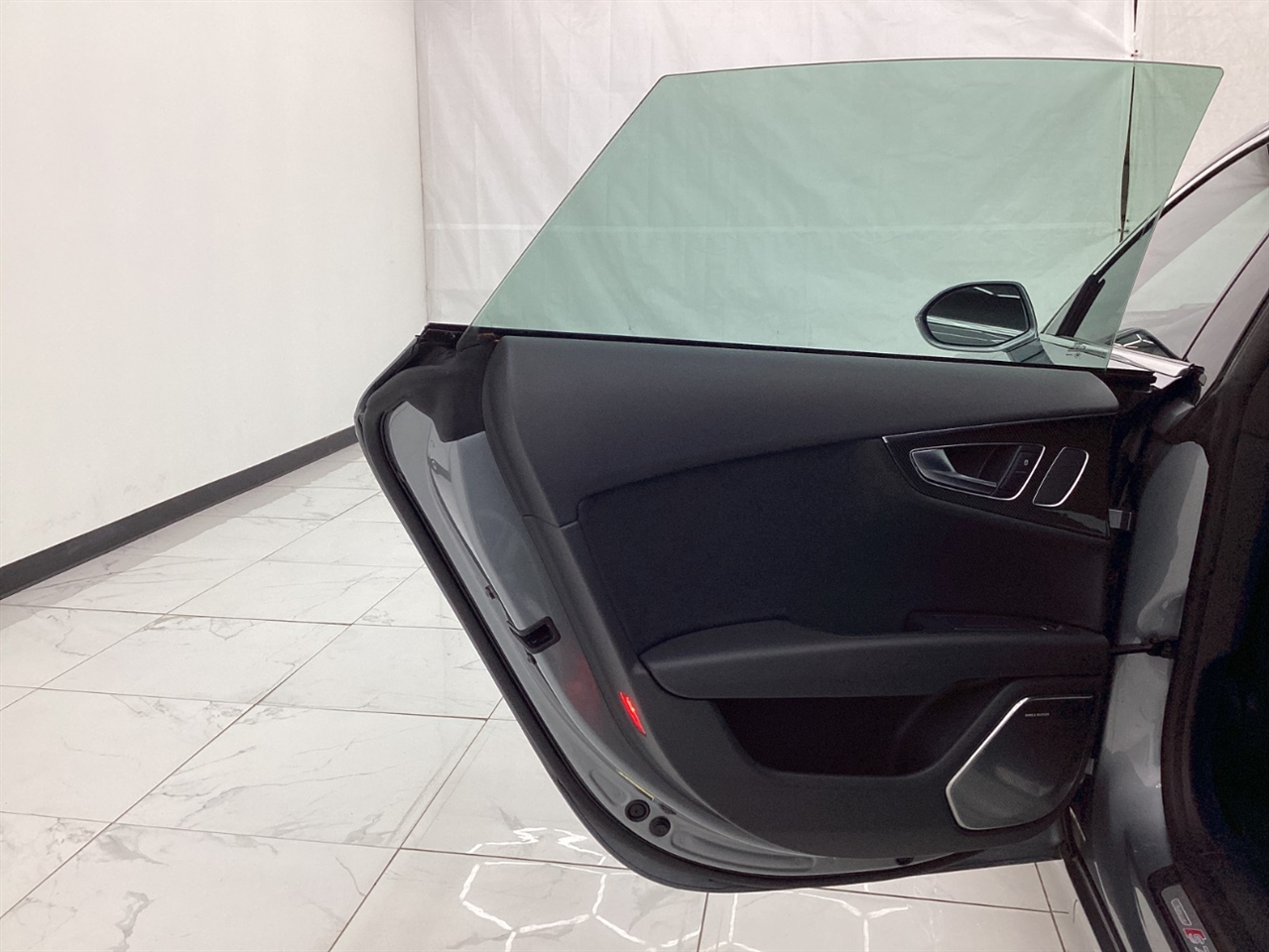 Audi S7 4dr HB Prestige 2013