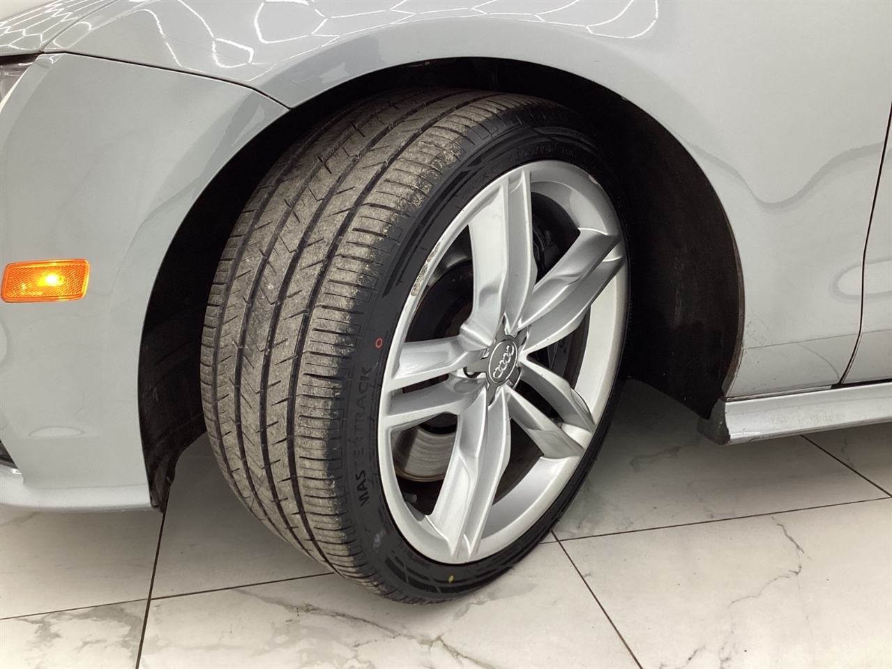 Audi S7 4dr HB Prestige 2013