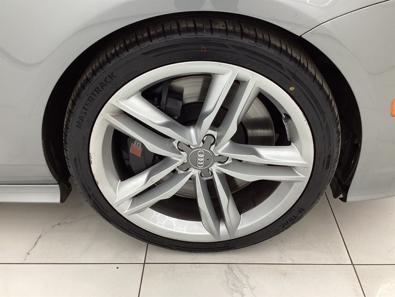 Audi S7 4dr HB Prestige 2013