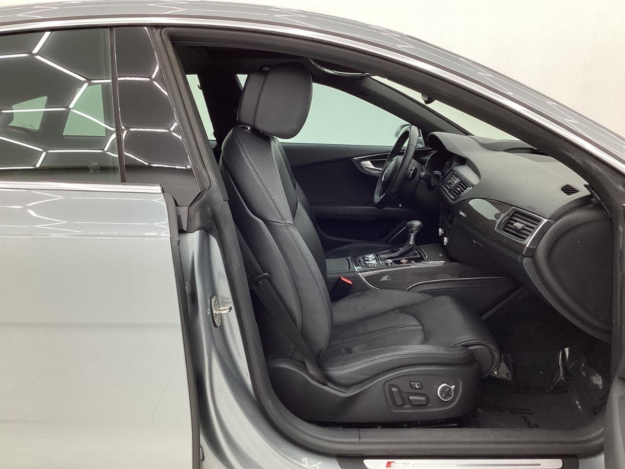Audi S7 4dr HB Prestige 2013