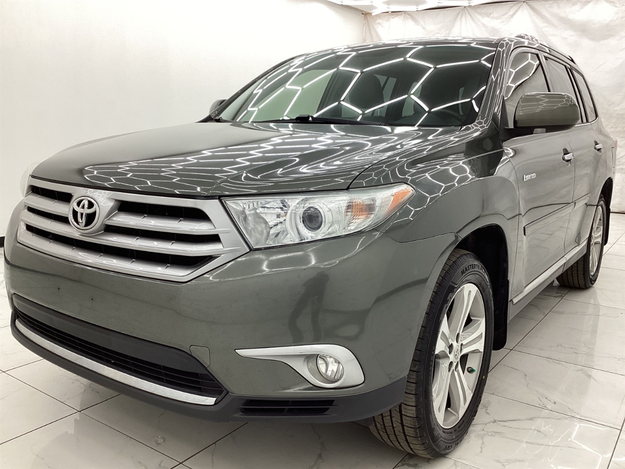 Toyota Highlander 4WD 4dr V6 Limited (Natl) 2012
