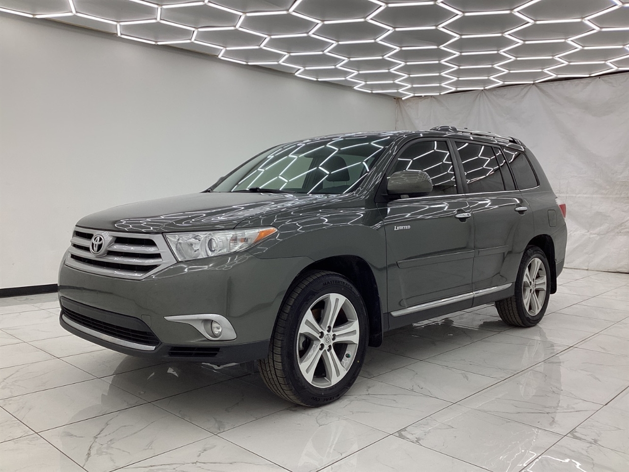 Toyota Highlander 4WD 4dr V6 Limited (Natl) 2012