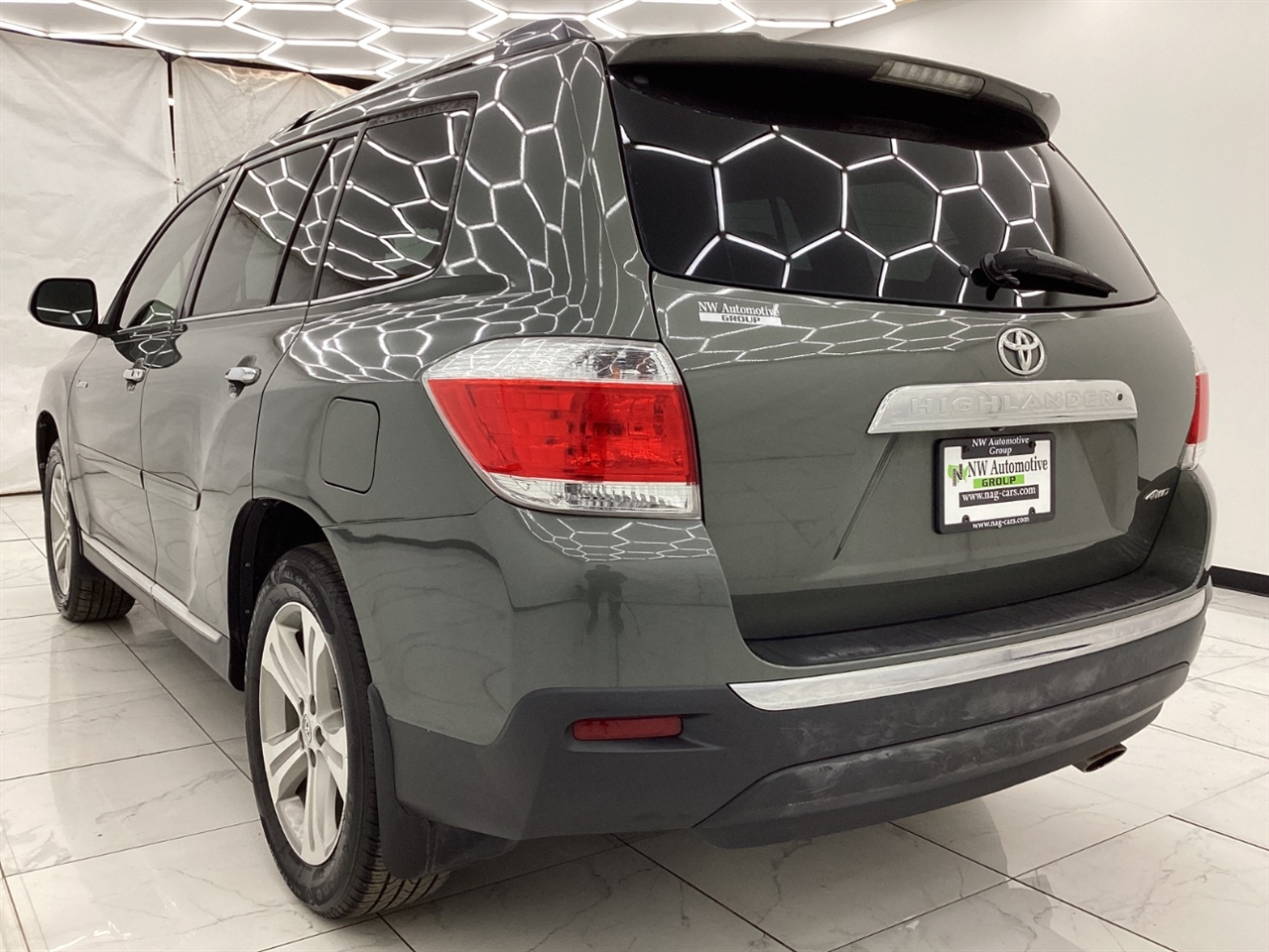 Toyota Highlander 4WD 4dr V6 Limited (Natl) 2012