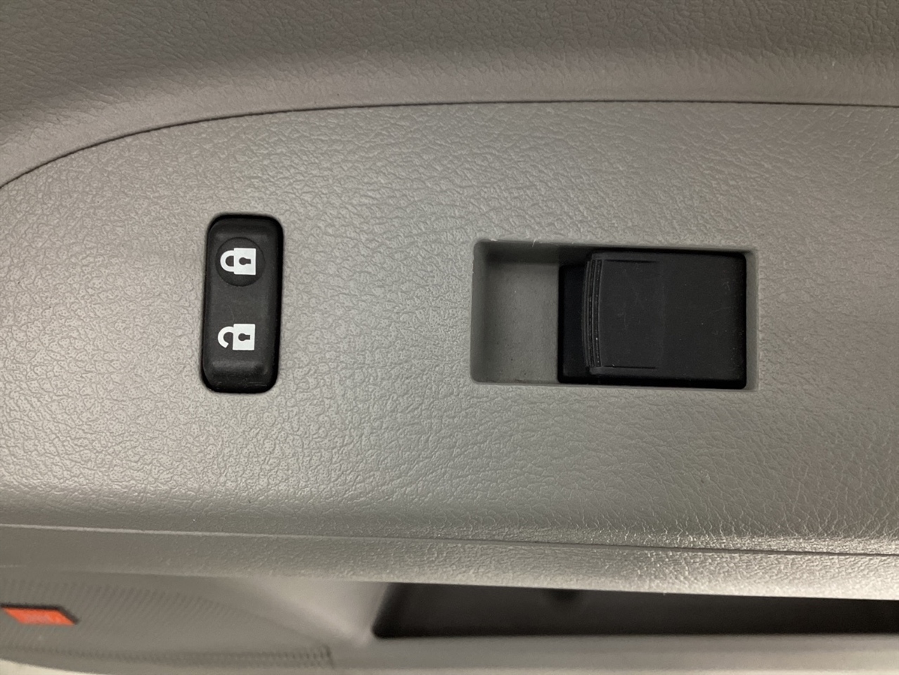 Toyota Highlander 4WD 4dr V6 Limited (Natl) 2012