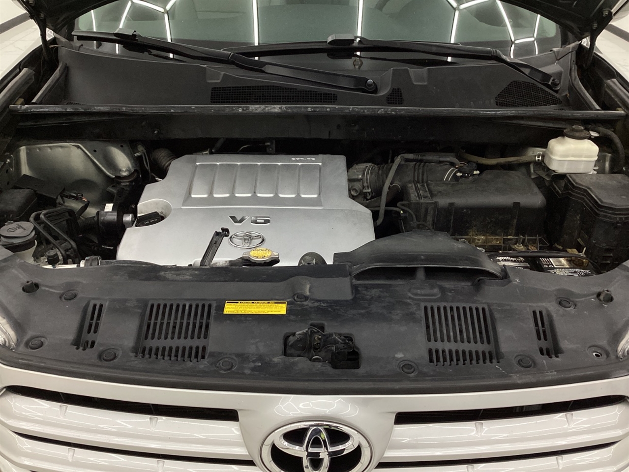 Toyota Highlander 4WD 4dr V6 Limited (Natl) 2012