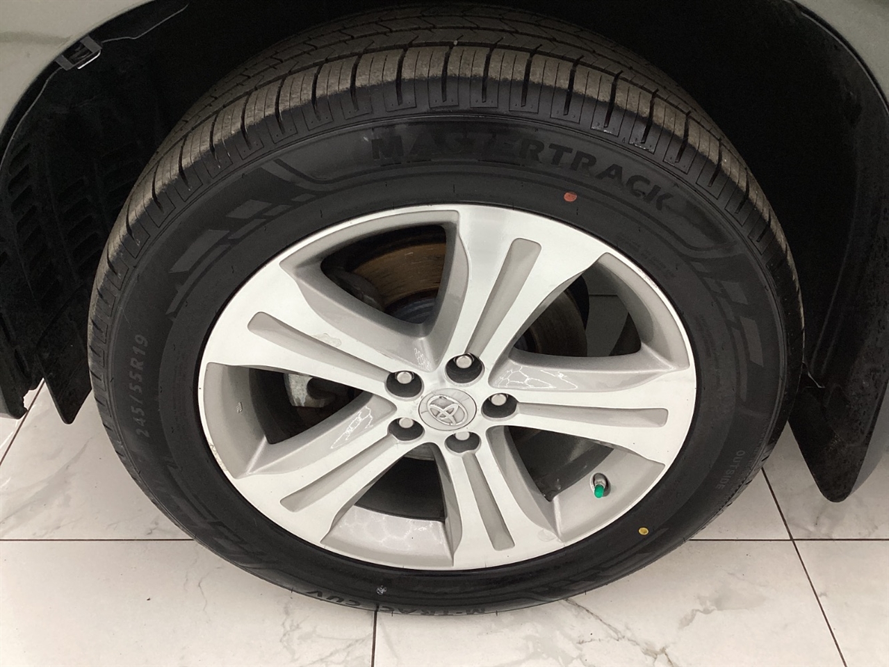 Toyota Highlander 4WD 4dr V6 Limited (Natl) 2012