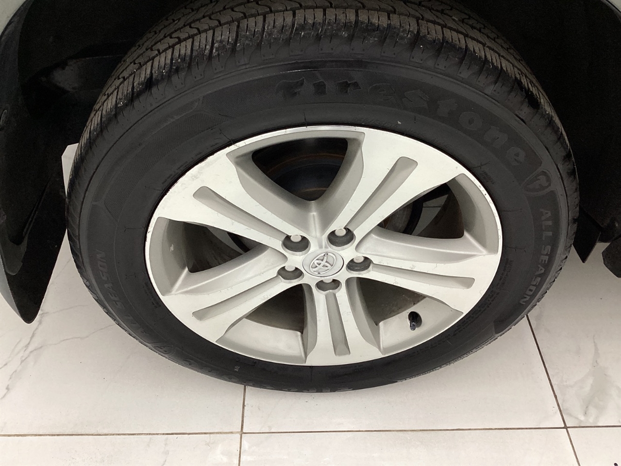 Toyota Highlander 4WD 4dr V6 Limited (Natl) 2012