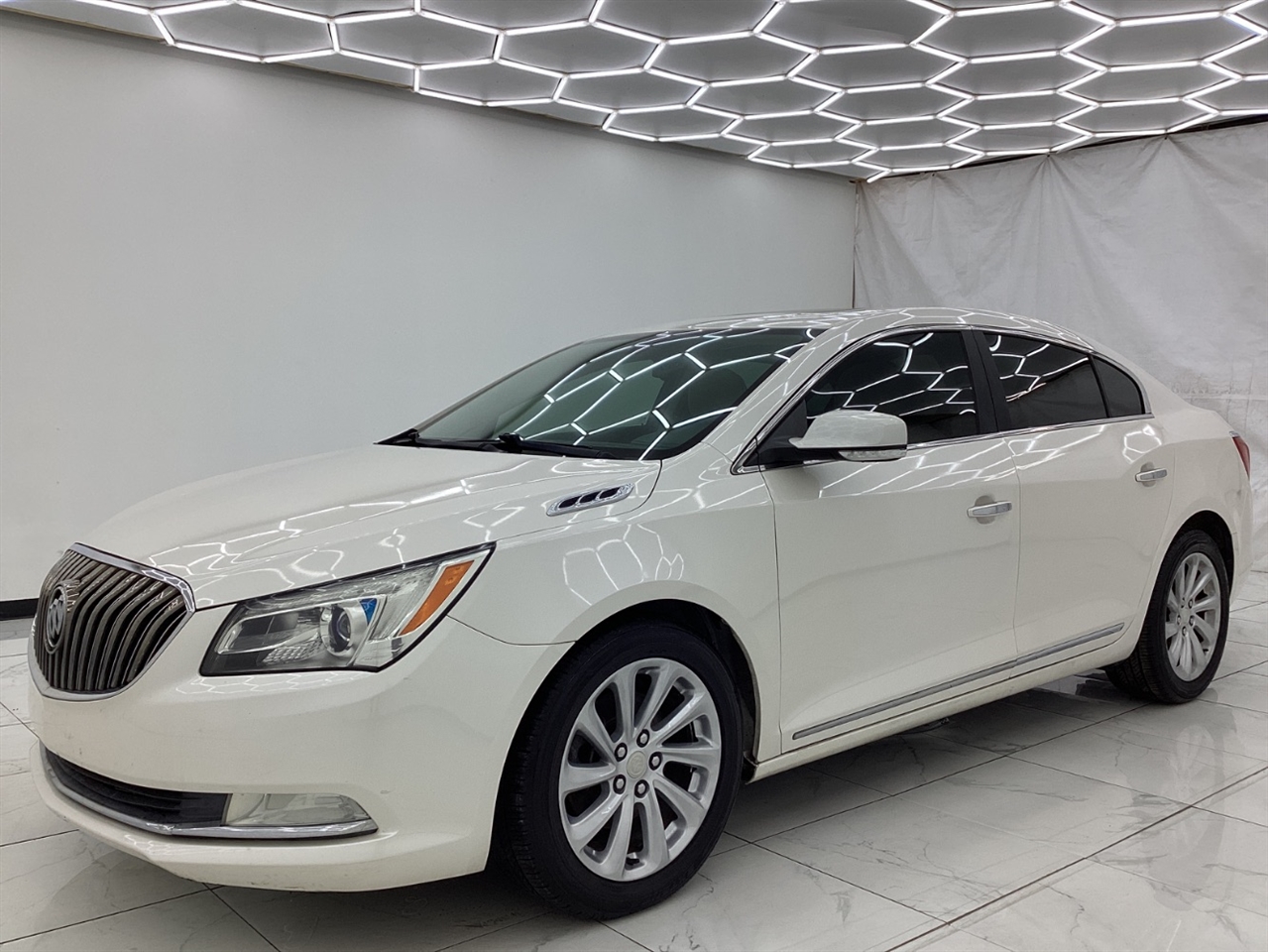 Buick LaCrosse 4dr Sdn Leather FWD 2014