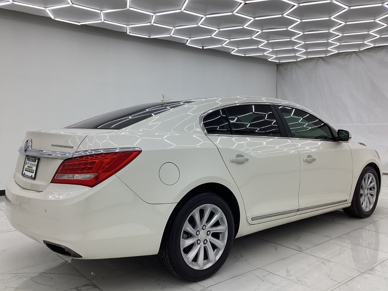 Buick LaCrosse 4dr Sdn Leather FWD 2014