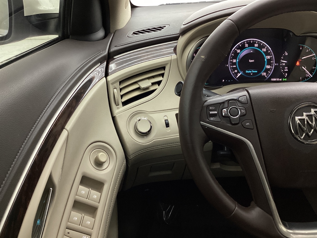 Buick LaCrosse 4dr Sdn Leather FWD 2014