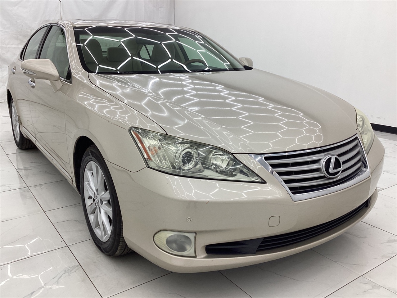 Lexus ES 350 4dr Sdn 2011