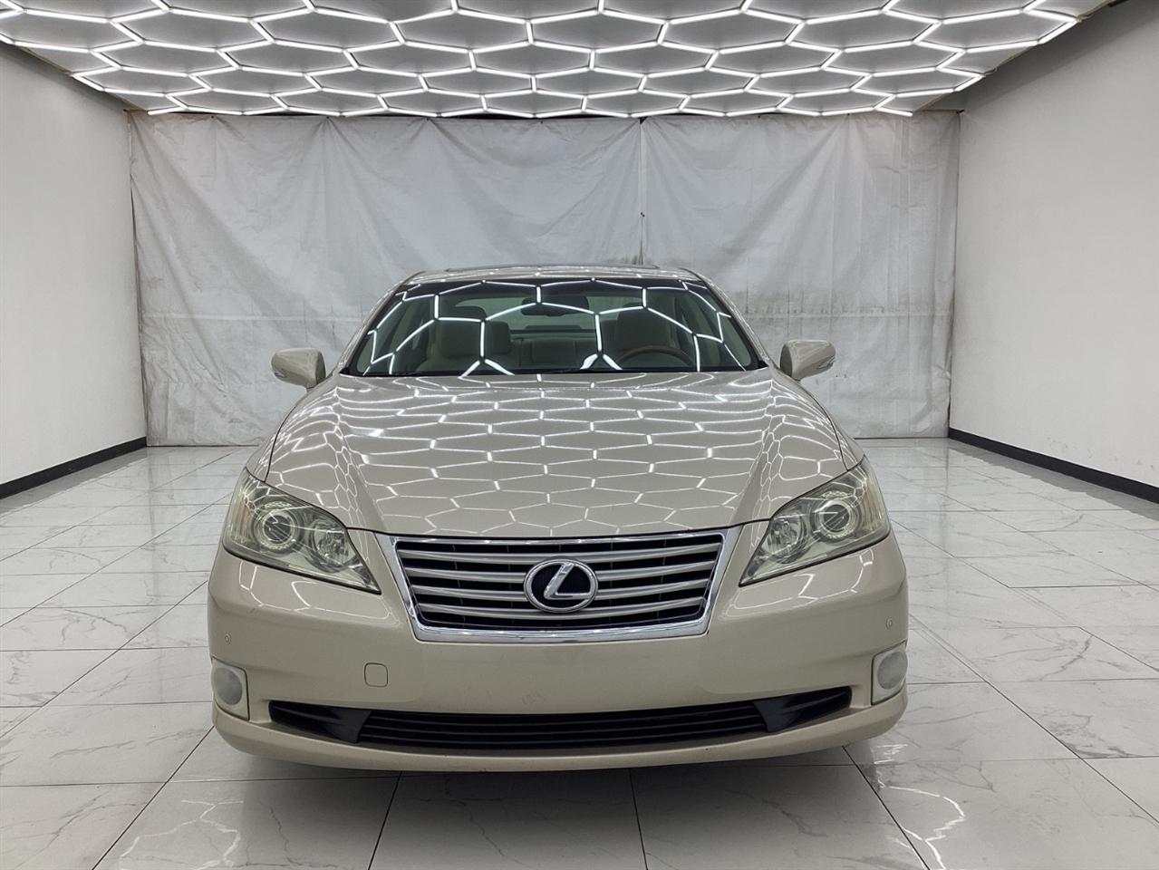 Lexus ES 350 4dr Sdn 2011