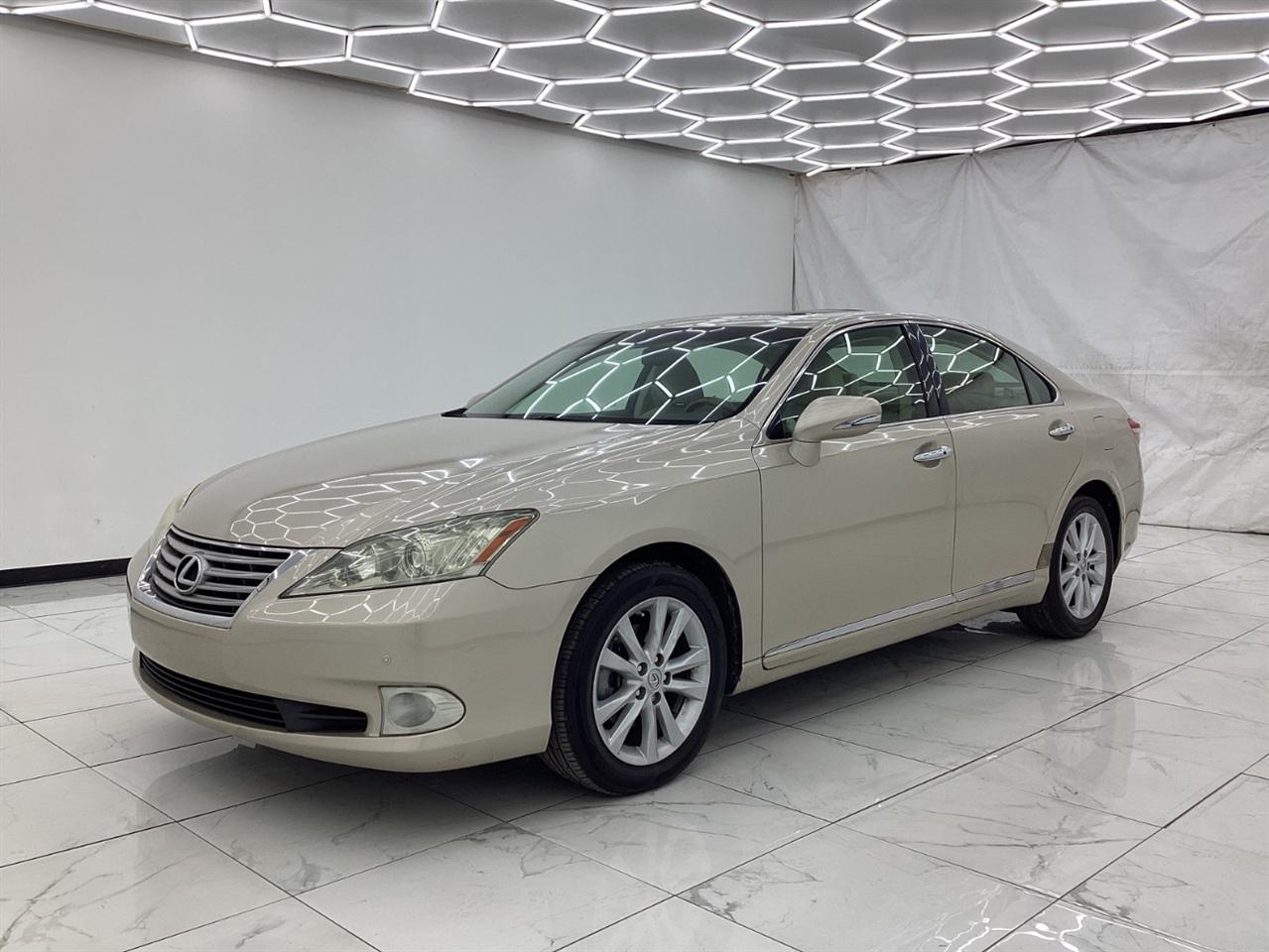 Lexus ES 350 4dr Sdn 2011