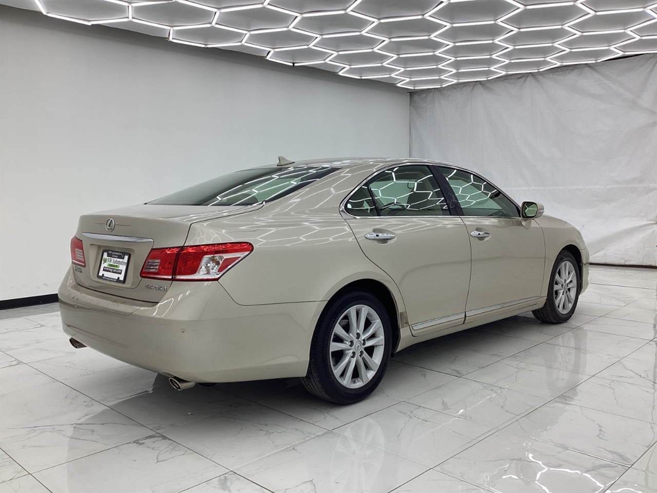 Lexus ES 350 4dr Sdn 2011