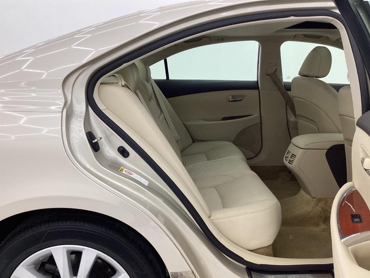 Lexus ES 350 4dr Sdn 2011