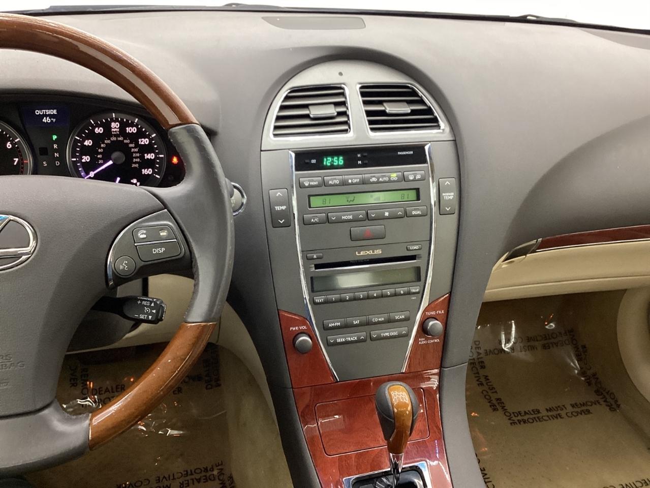 Lexus ES 350 4dr Sdn 2011