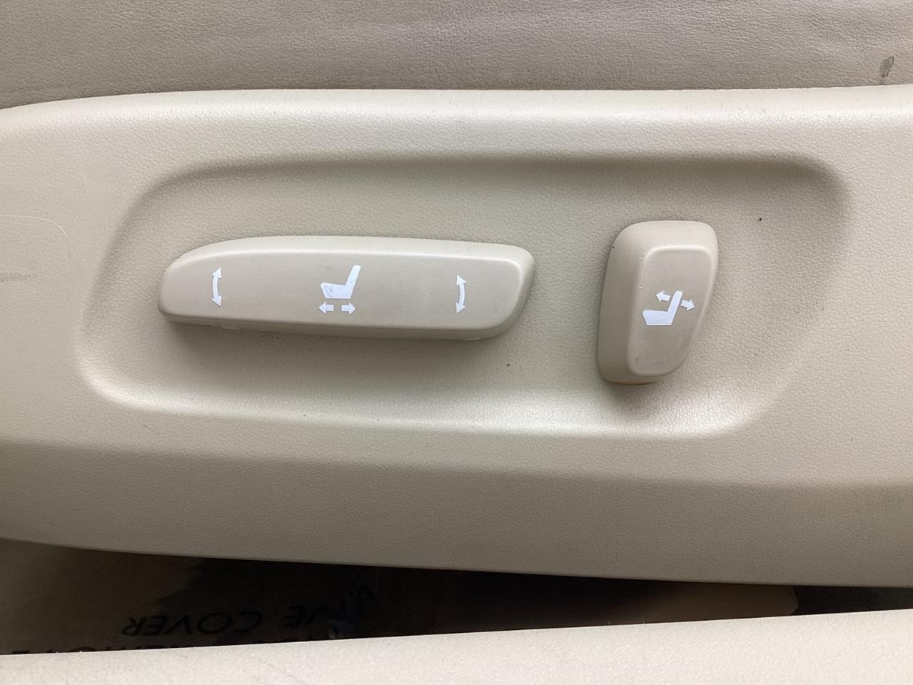 Lexus ES 350 4dr Sdn 2011