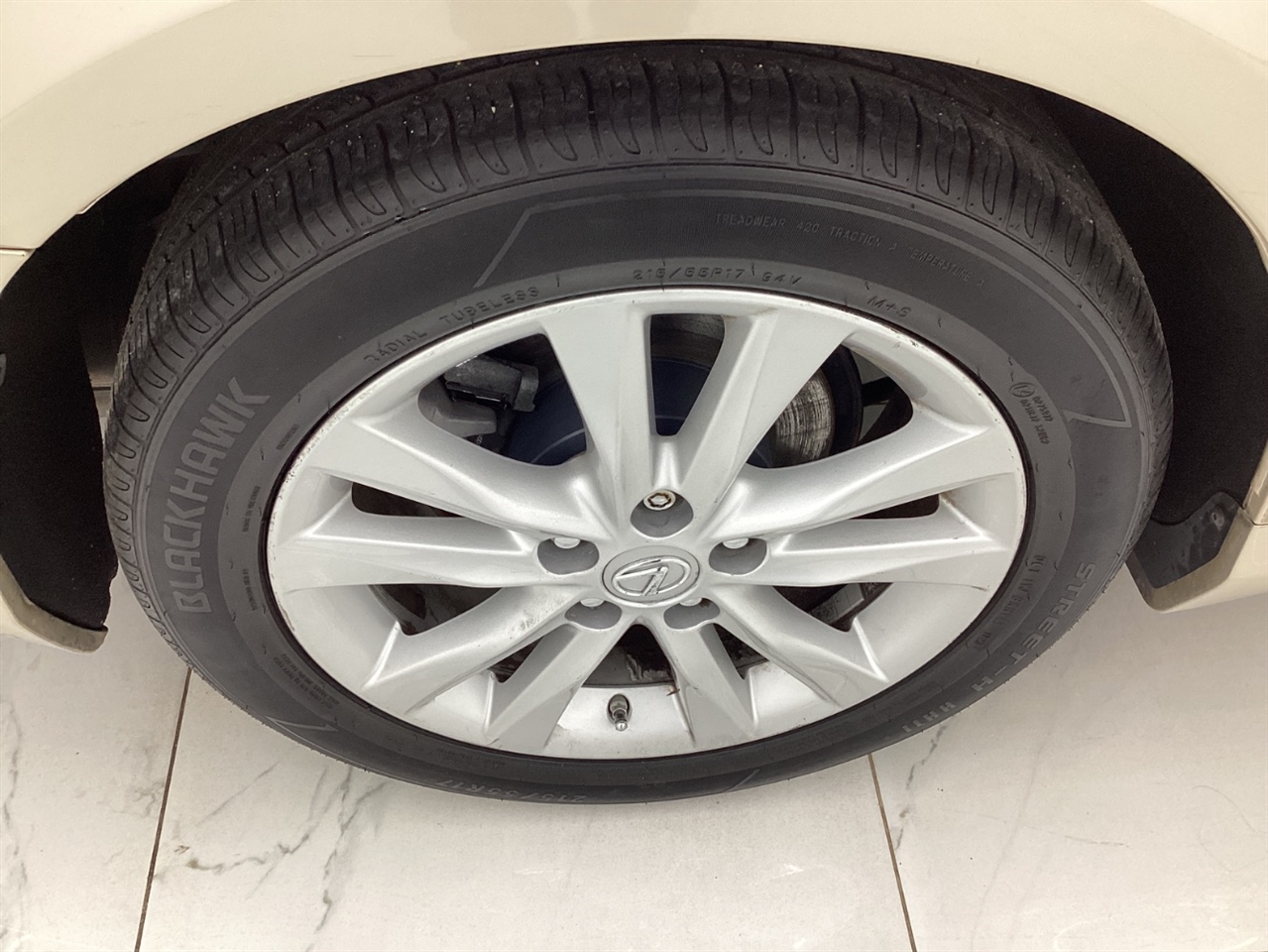 Lexus ES 350 4dr Sdn 2011