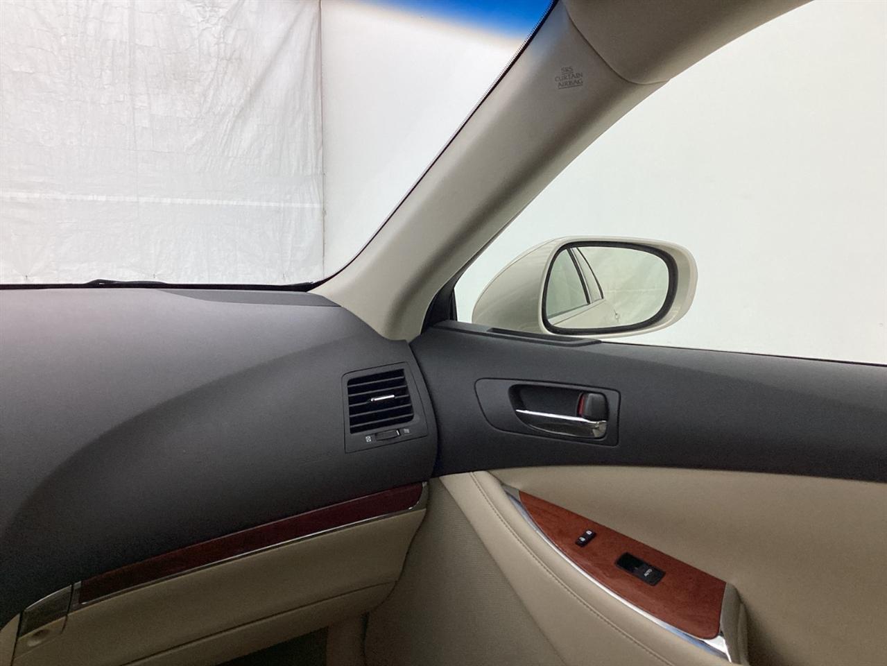 Lexus ES 350 4dr Sdn 2011