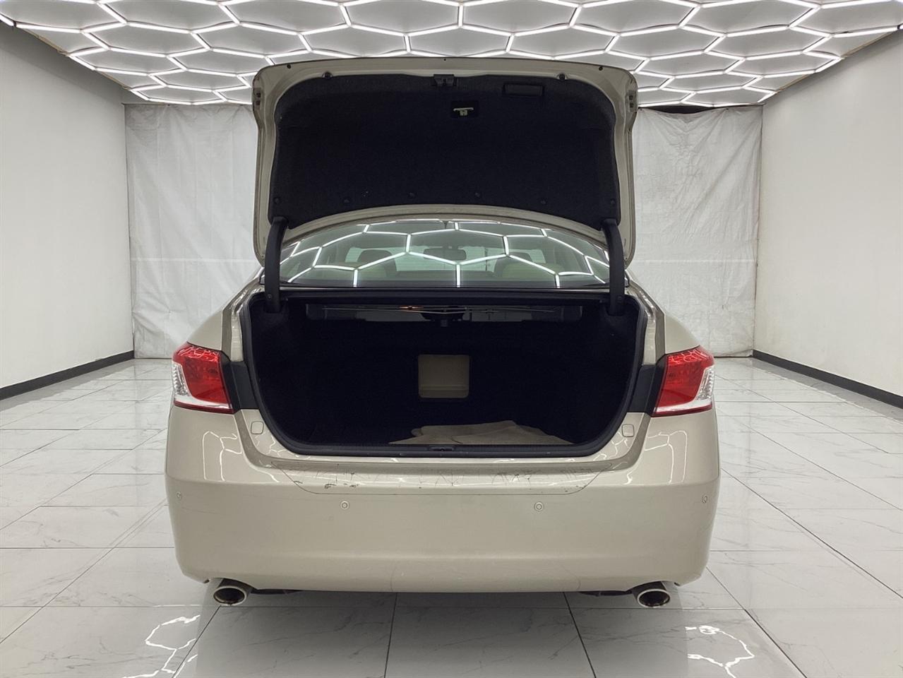 Lexus ES 350 4dr Sdn 2011