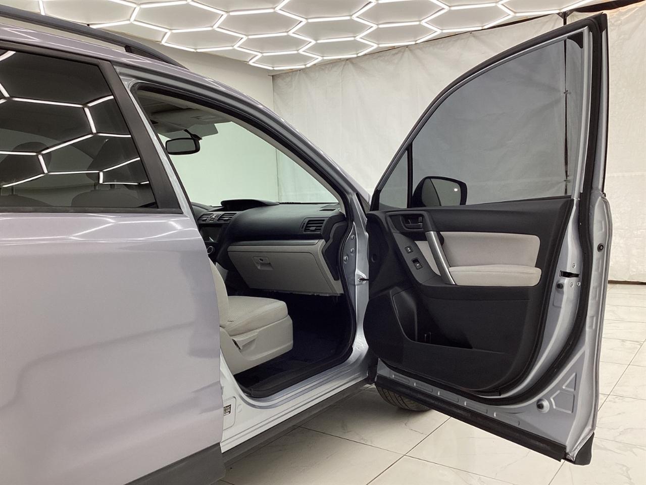 Subaru Forester 4dr CVT 2.5i Premium PZEV 2015