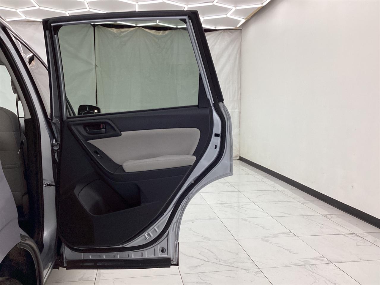 Subaru Forester 4dr CVT 2.5i Premium PZEV 2015