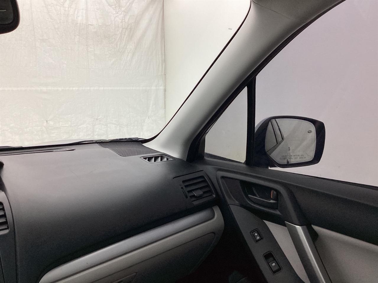 Subaru Forester 4dr CVT 2.5i Premium PZEV 2015