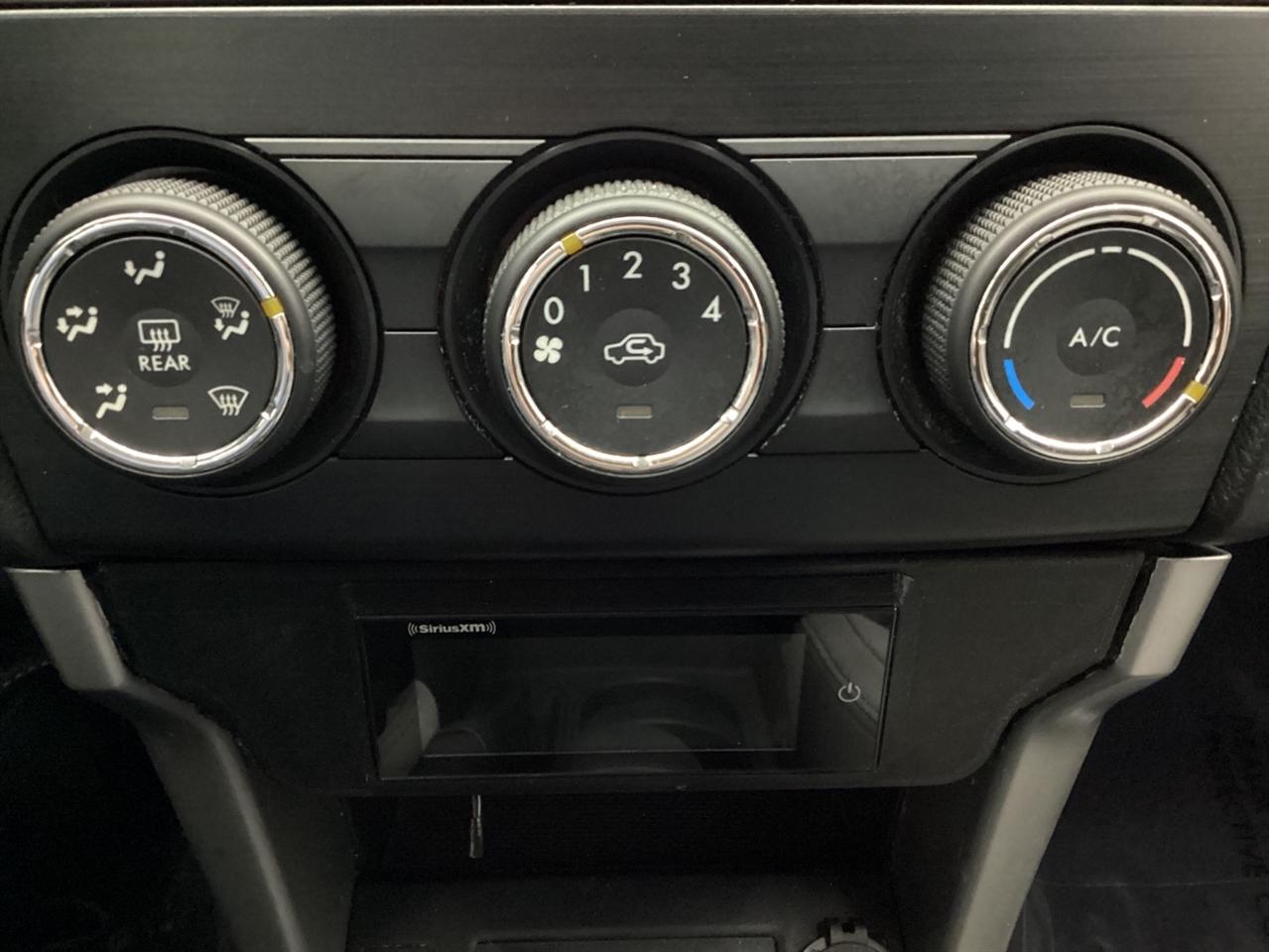 Subaru Forester 4dr CVT 2.5i Premium PZEV 2015