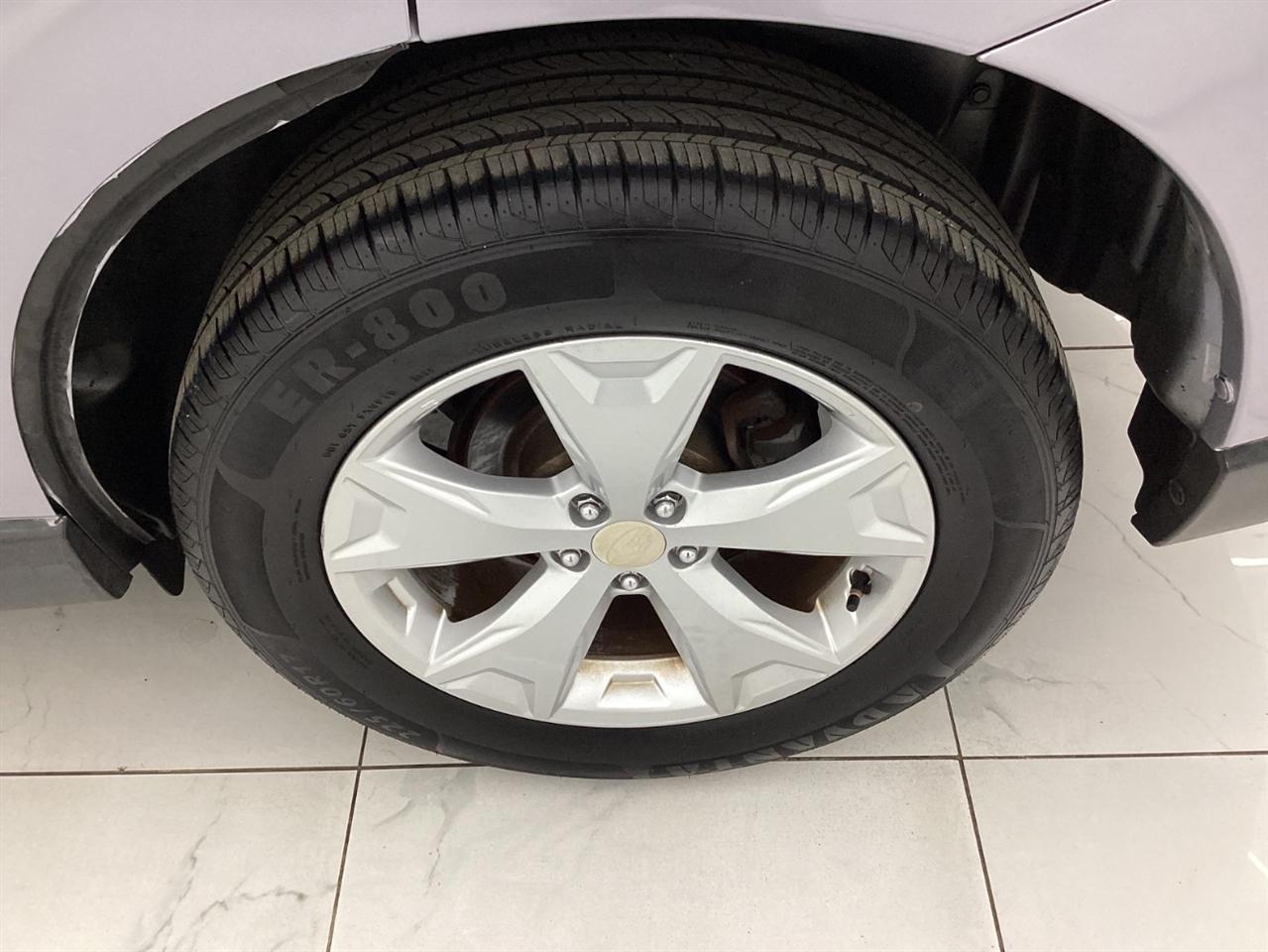 Subaru Forester 4dr CVT 2.5i Premium PZEV 2015