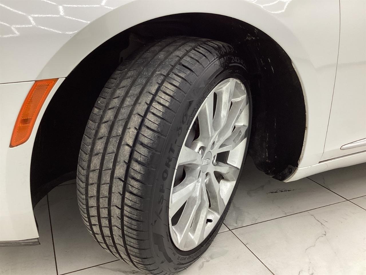 Cadillac XTS 4dr Sdn Luxury FWD 2017