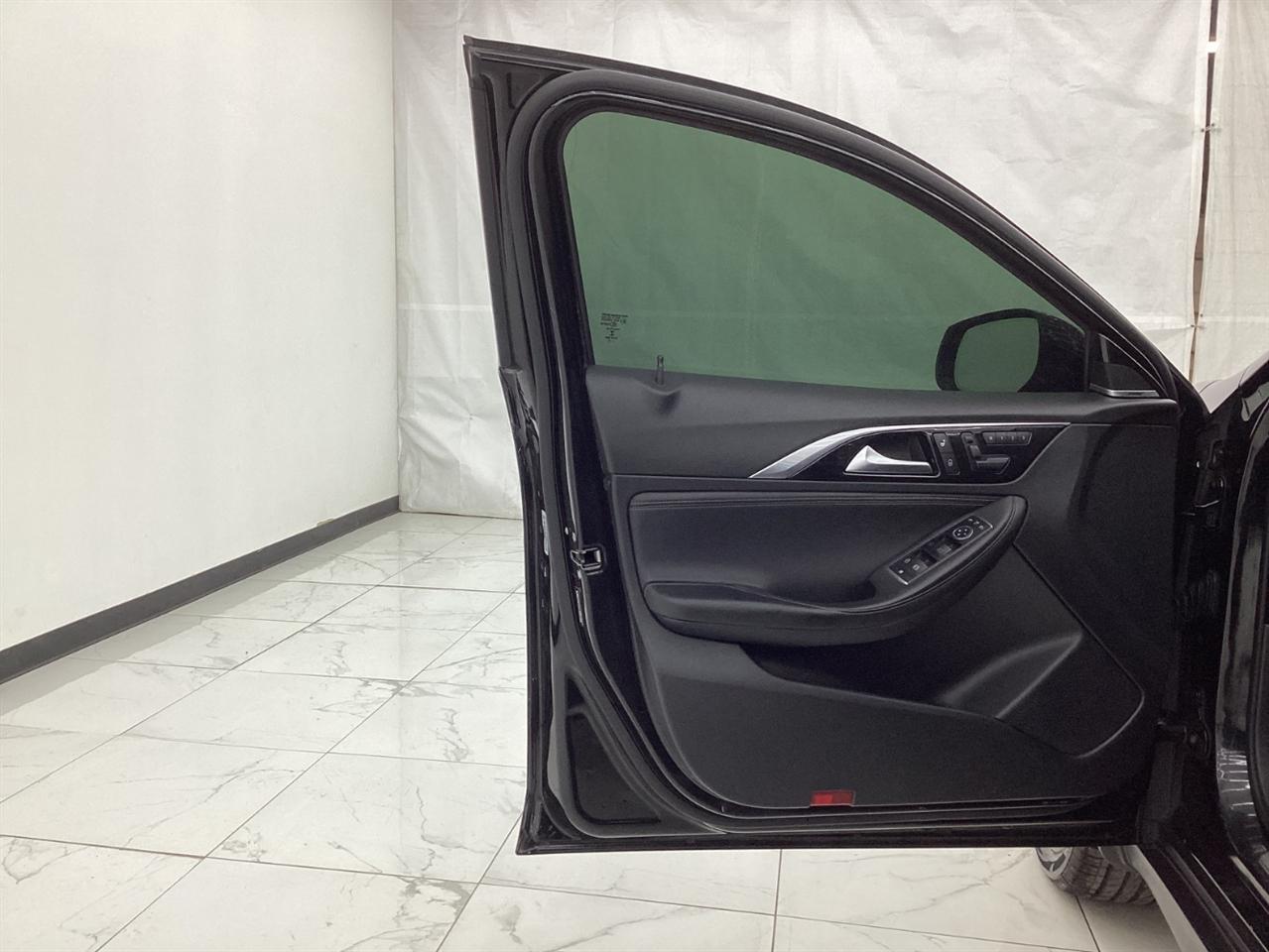 Infiniti QX30 Premium AWD 2018