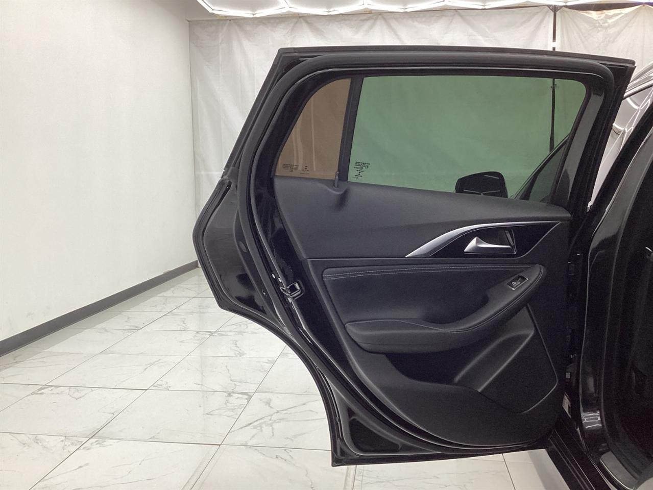 Infiniti QX30 Premium AWD 2018