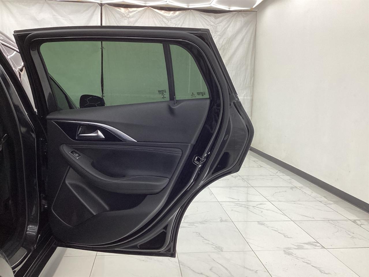 Infiniti QX30 Premium AWD 2018