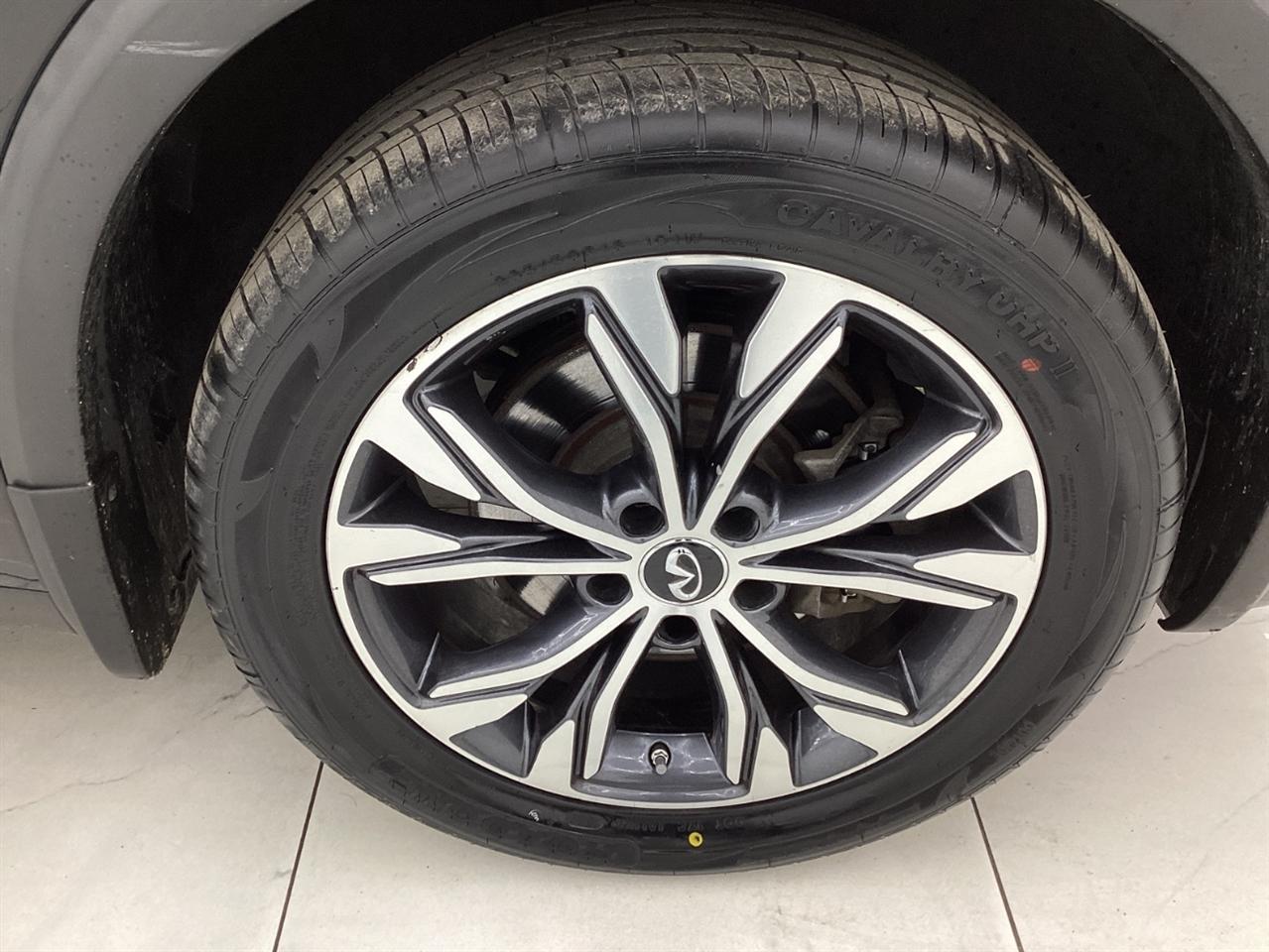 Infiniti QX30 Premium AWD 2018