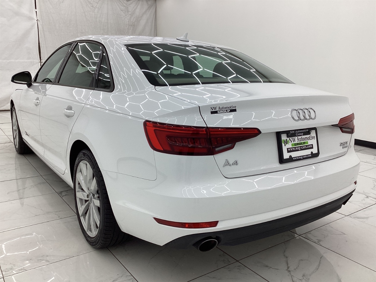 Audi A4 2.0 TFSI Auto ultra Premium FWD 2017