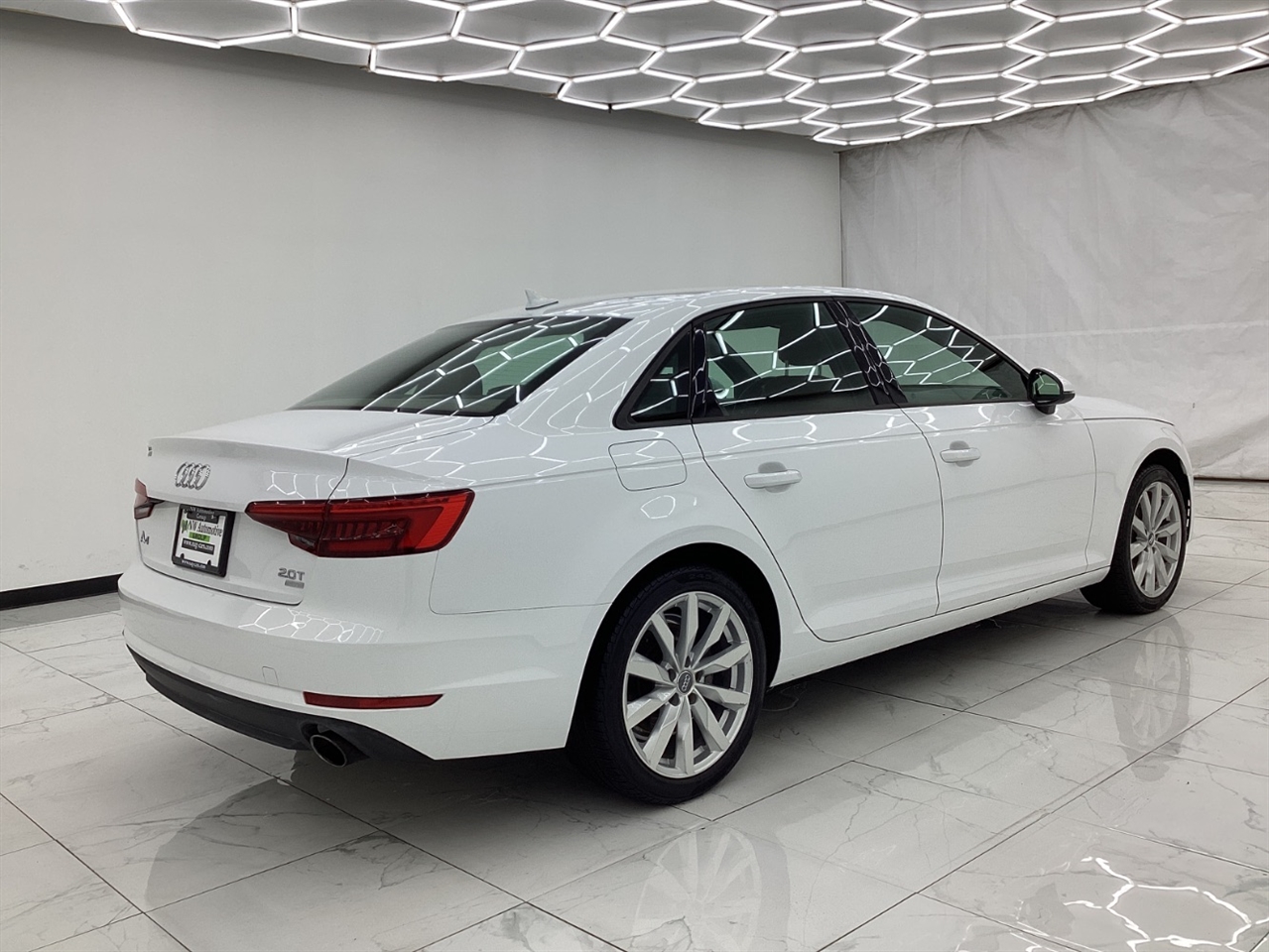 Audi A4 2.0 TFSI Auto ultra Premium FWD 2017