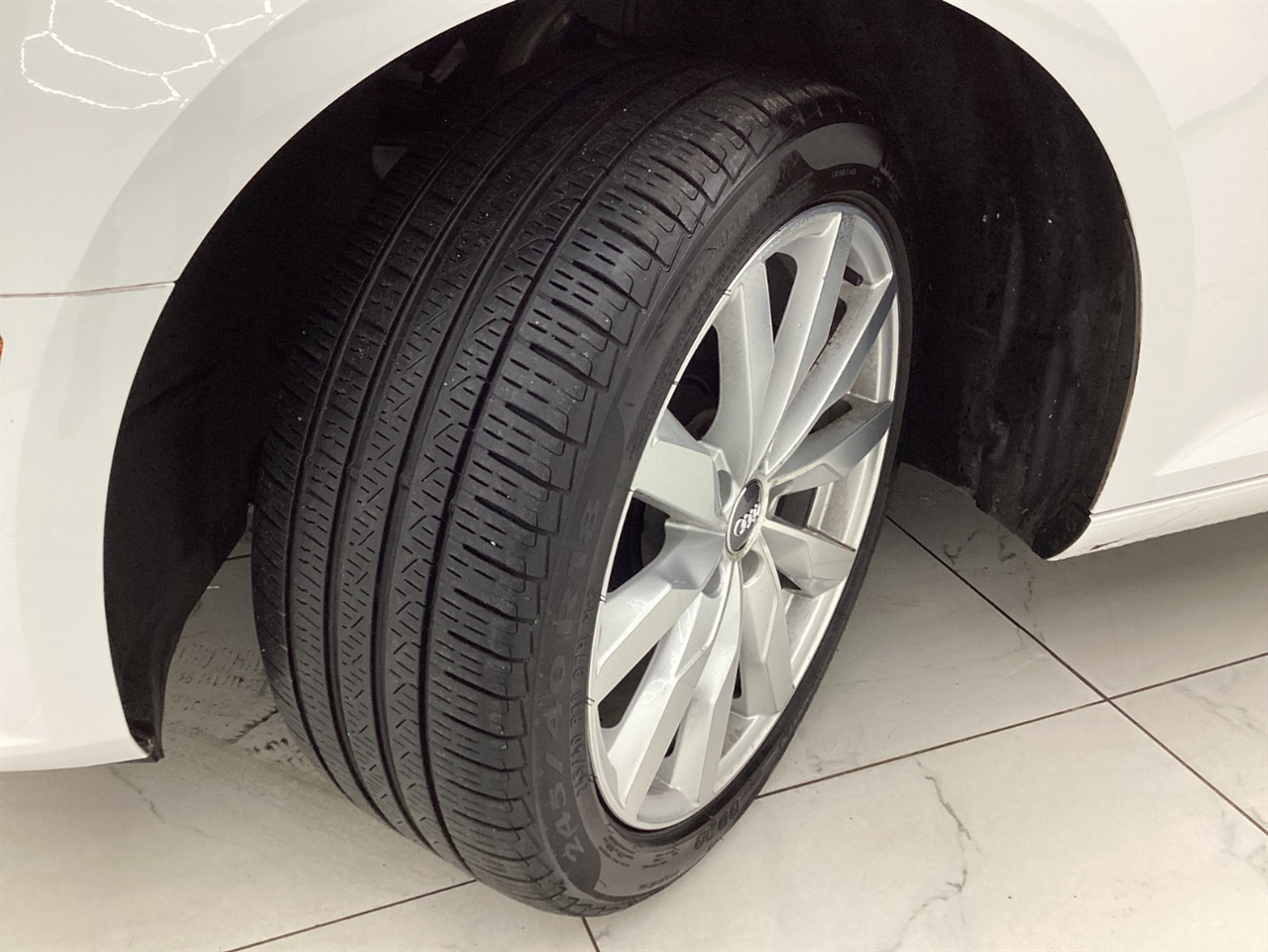 Audi A4 2.0 TFSI Auto ultra Premium FWD 2017