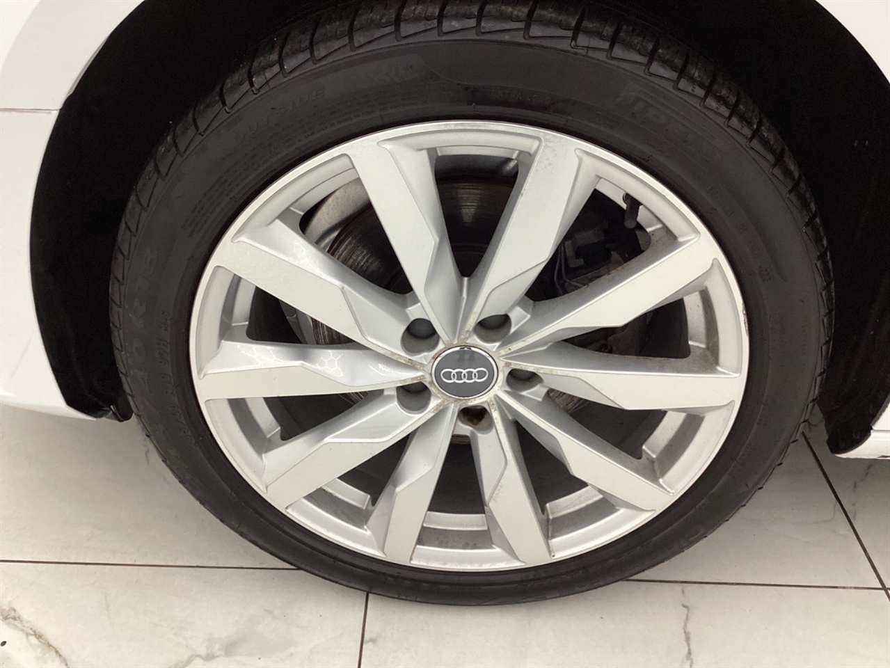 Audi A4 2.0 TFSI Auto ultra Premium FWD 2017