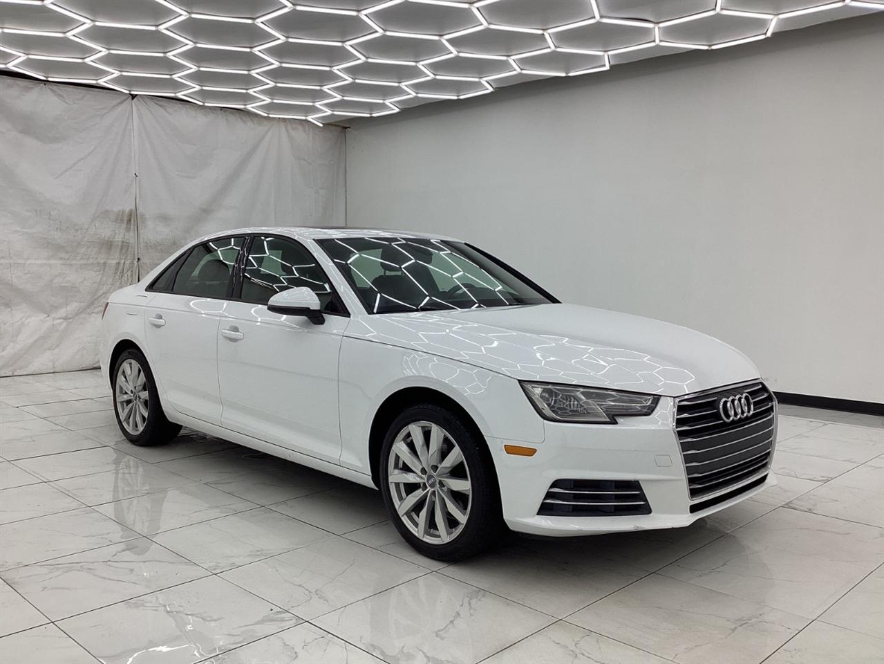 Audi A4 2.0 TFSI Auto ultra Premium FWD 2017