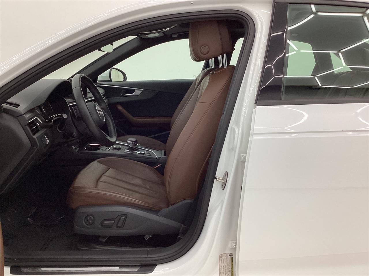 Audi A4 2.0 TFSI Auto ultra Premium FWD 2017