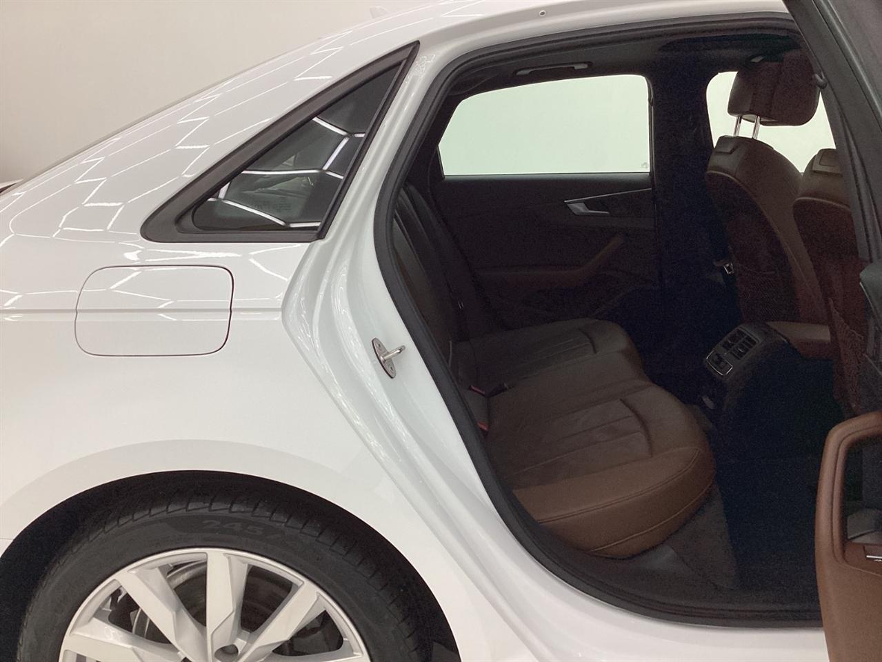 Audi A4 2.0 TFSI Auto ultra Premium FWD 2017