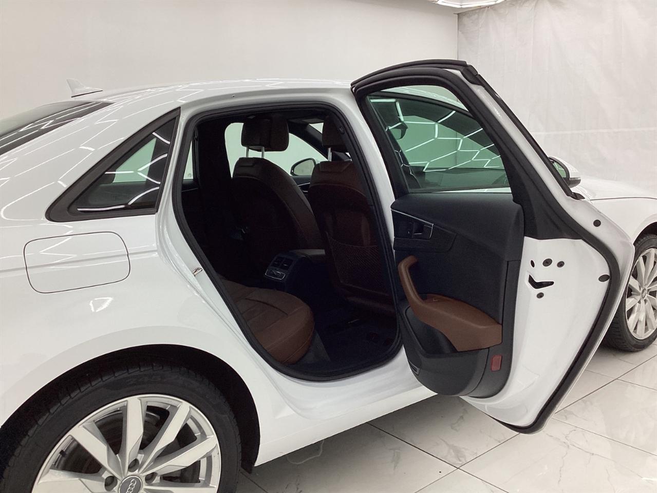 Audi A4 2.0 TFSI Auto ultra Premium FWD 2017